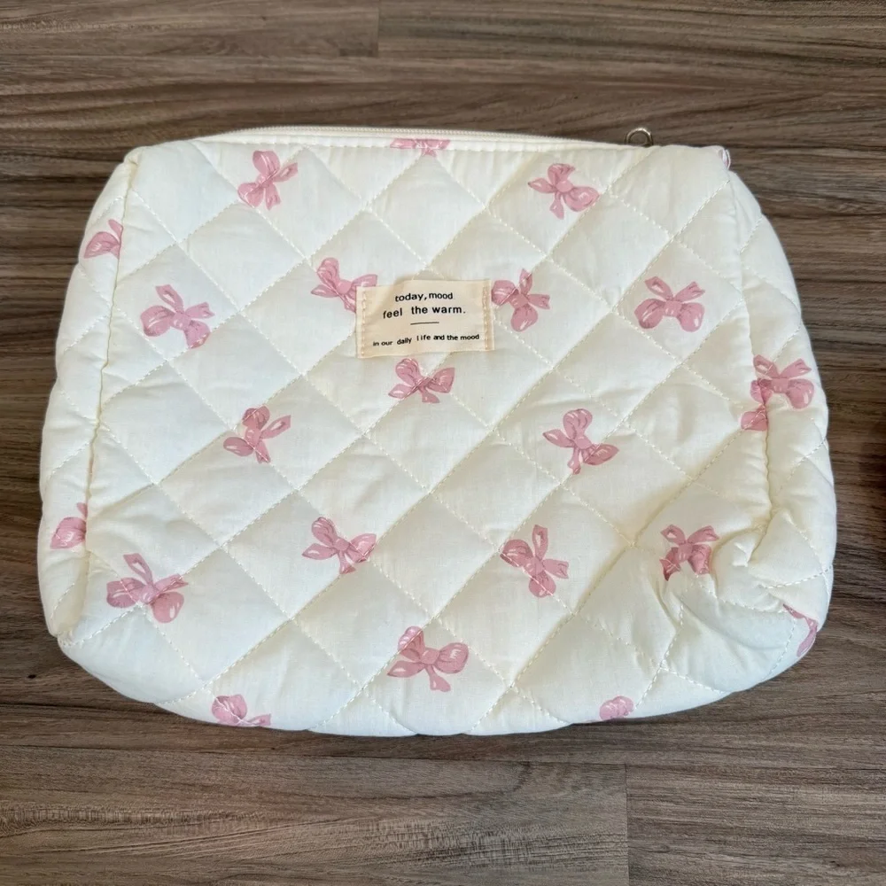 Brand New Makeup Pouch and Reusable Makeup Remover Round, Beauty Blender & Puff